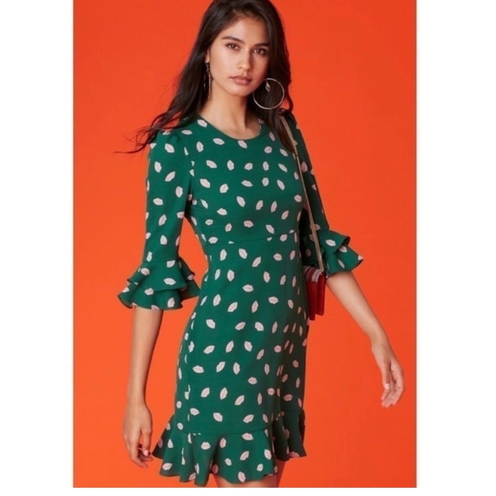 Diane Von Furstenberg Green and Pink Lips Mini Dress